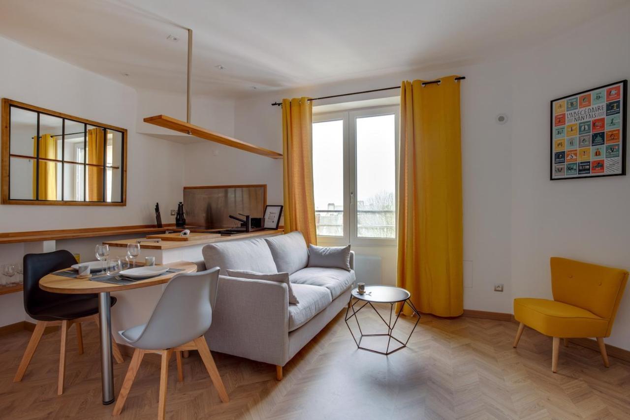 Au Coeur De Nantes Design Et Cosy Exterior foto